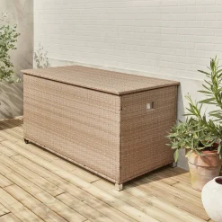 Baule da giardino in resina intrecciata con rotelle e fodera interna, 790L