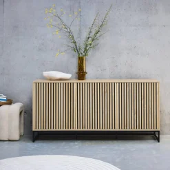 Credenza contemporanea scanalata effetto legno a 3 ante, 160cm