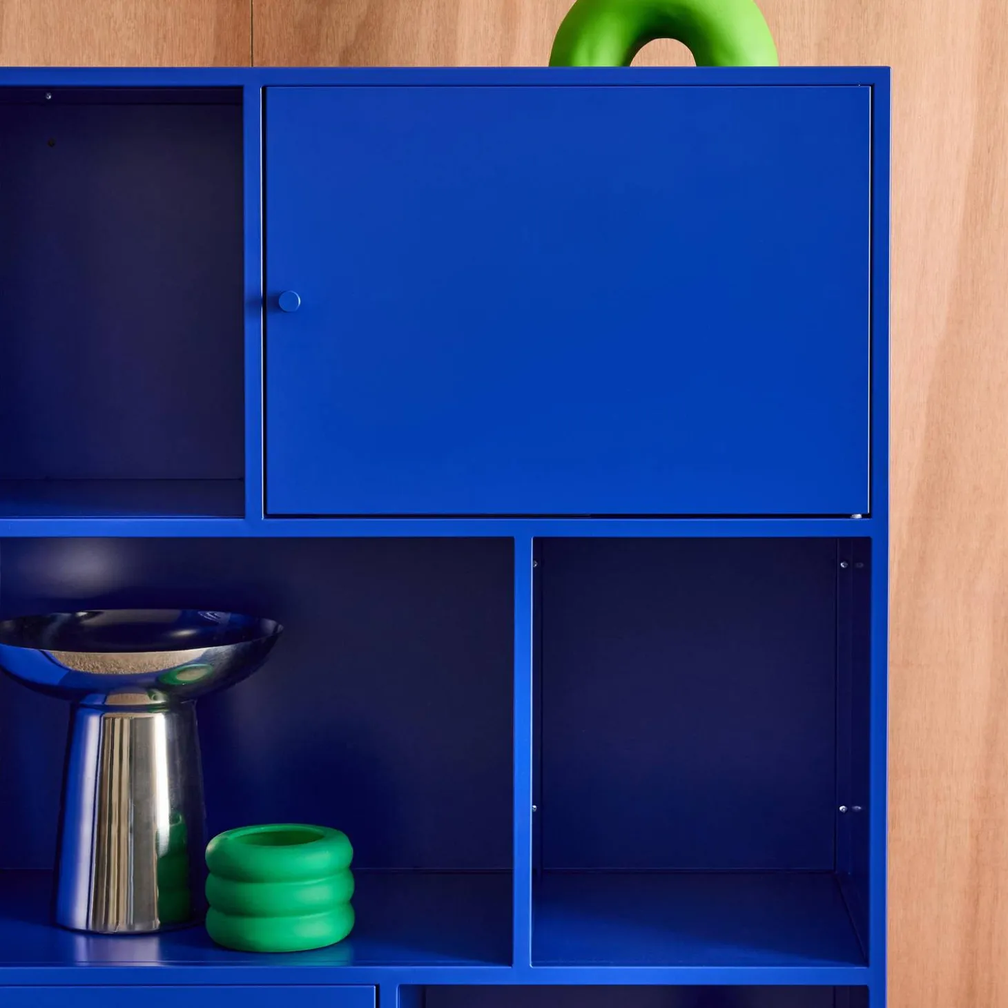 Credenza industriale in metallo con 6 scomparti