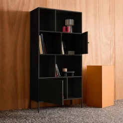 Credenza industriale in metallo con 8 scomparti