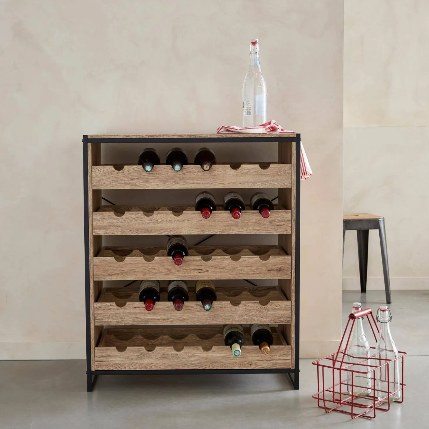 Mobile portabottiglie per vino