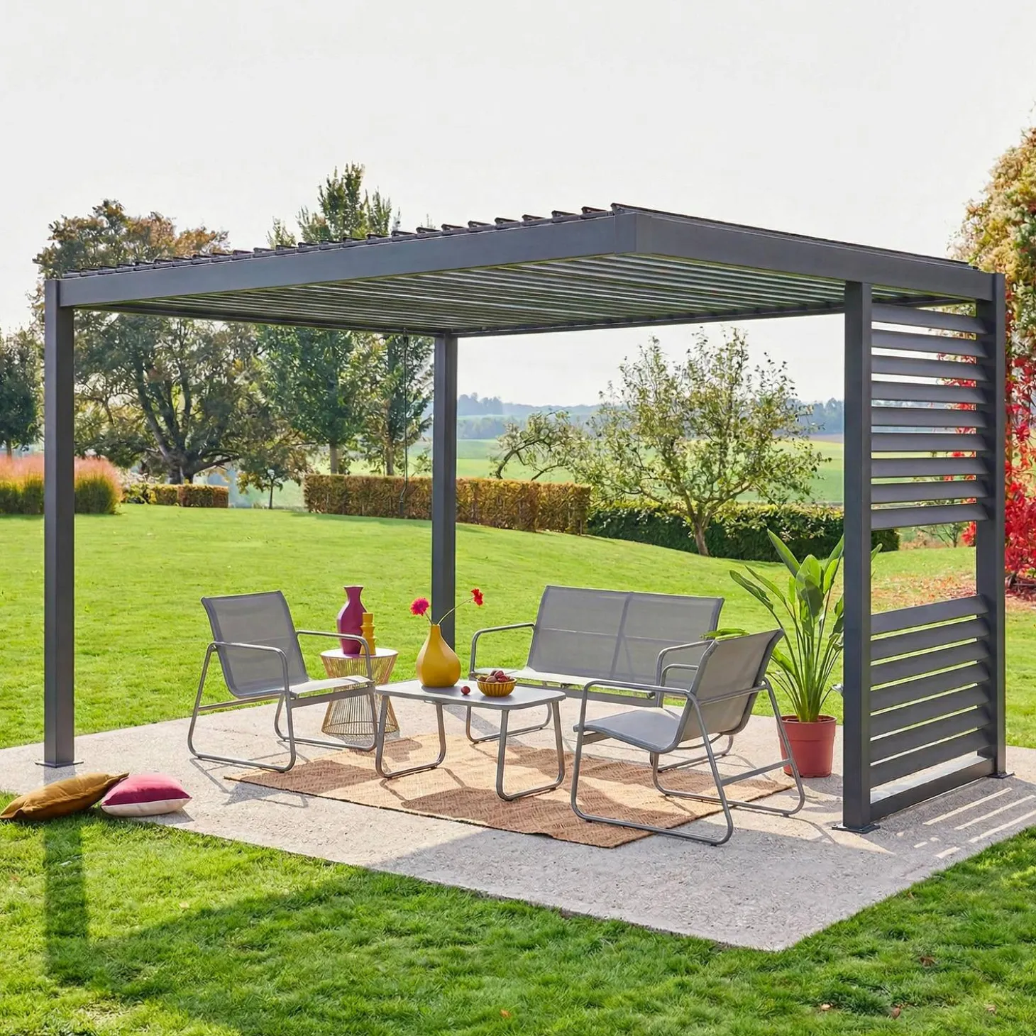 Pergola bioclimatica 3,5x3,5m in alluminio con lamelle orientabili + persiana