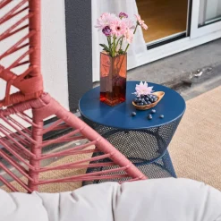 Poltrona a uovo da giardino in acciaio e resina intrecciata