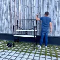 Ponteggio mobile e pieghevole su due livelli