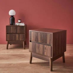 Set 2 comodini con 2 cassetti