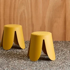 Set 2 sgabelli impilabili per bambini in bouclé testurizzato