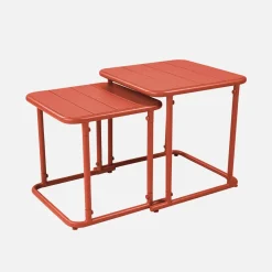 Set tavolini da esterno quadrati in acciaio