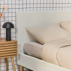 Struttura letto con rete a doghe e testiera 140x190cm, velluto a coste grosse