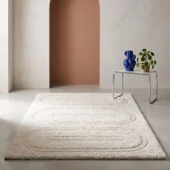 Tappeto da interno con motivi geometrici crema