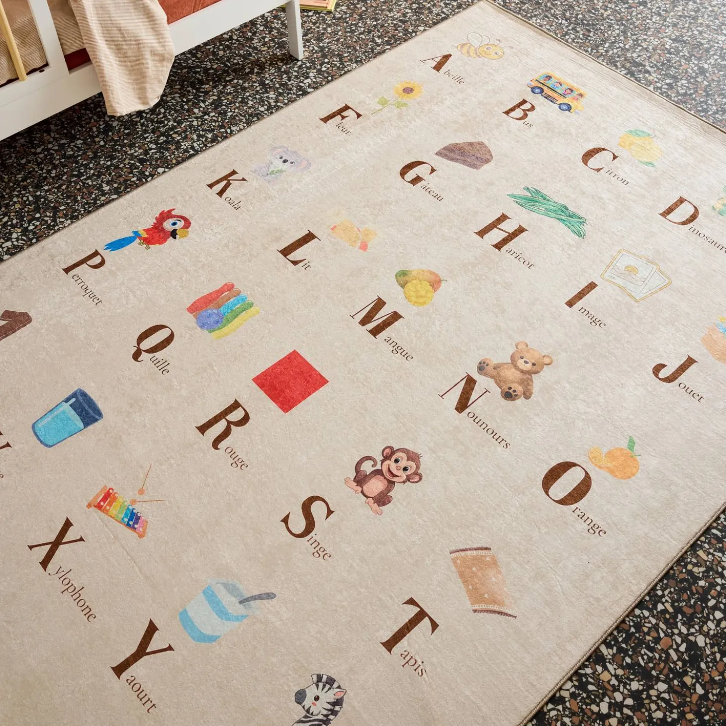 Tappeto educativo per bambini con alfabeto, per interni colore beige