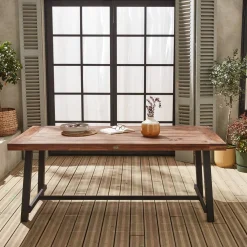 Tavolo da interno/esterno in legno e metallo, 6-8 posti
